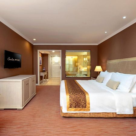 Similan Hotel Zhuhai-Gongbei Port Екстериор снимка