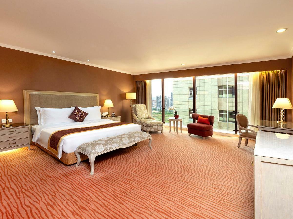 Similan Hotel Zhuhai-Gongbei Port Екстериор снимка
