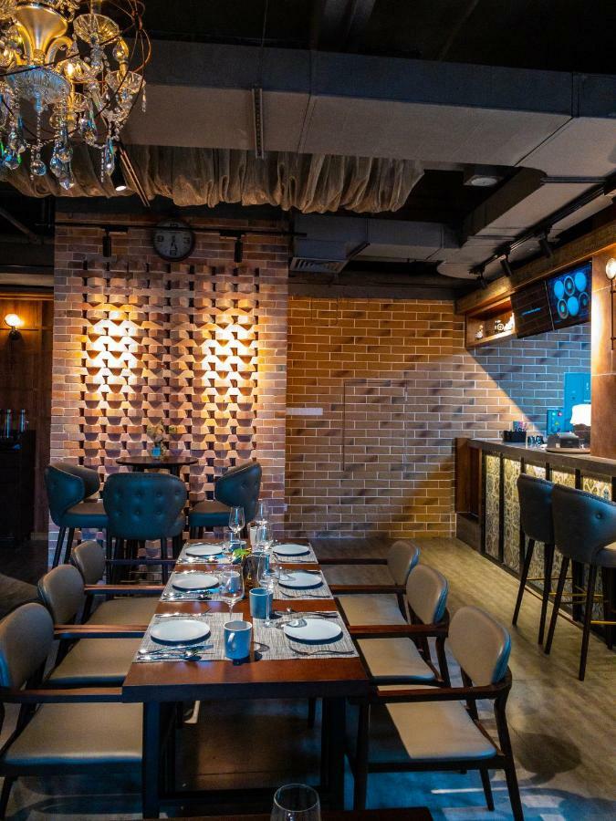 Similan Hotel Zhuhai-Gongbei Port Екстериор снимка